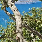 Blue Bay Front Uji Ftohte * Vlorë